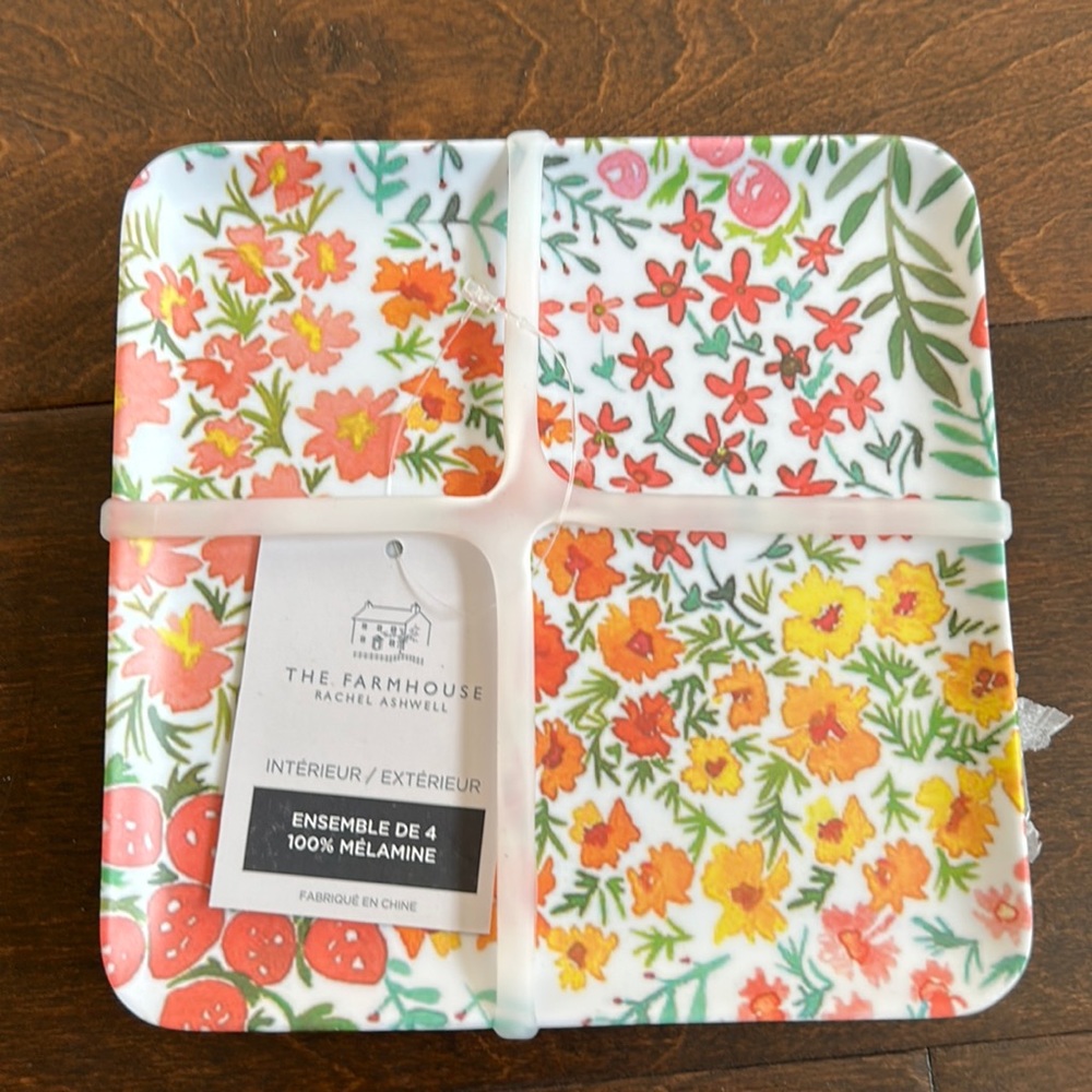 Farmhouse by Rachel Ashwell Set of 4 Appetizer Plates Floral New